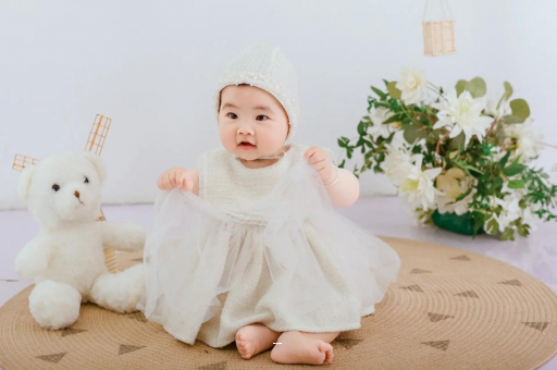 大同宝宝在妈妈肚子里